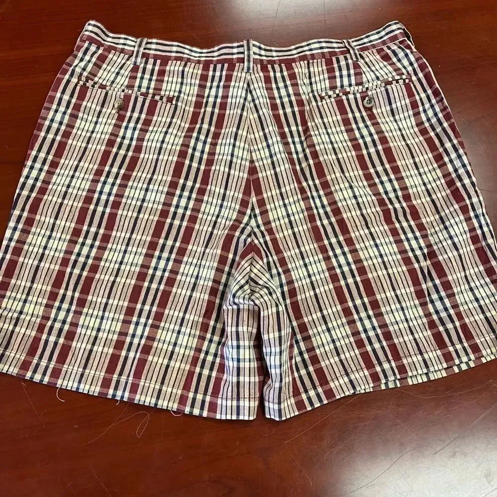 L. L. Red & Blue Plaid Pleat Front Mens Shorts sz 40